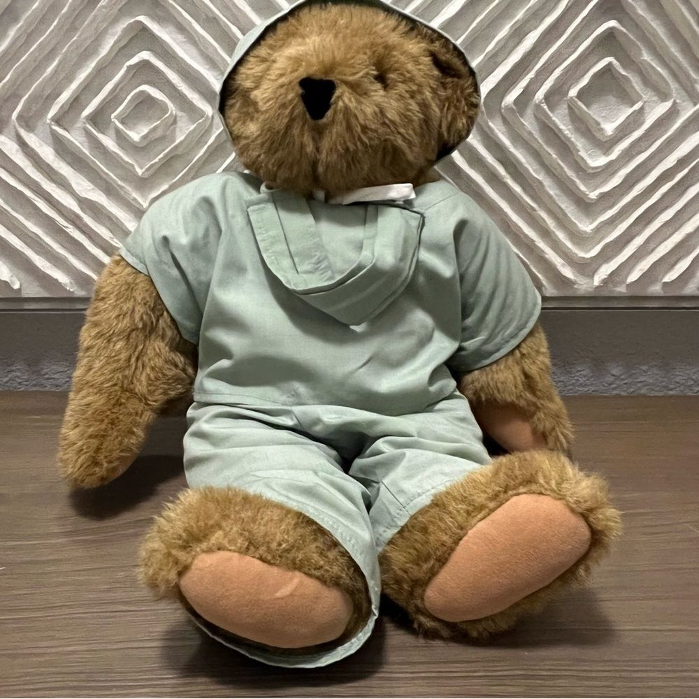 The Vermont Teddy Bear Company 17-inch Posable Green Scrubs OR Hospital DR